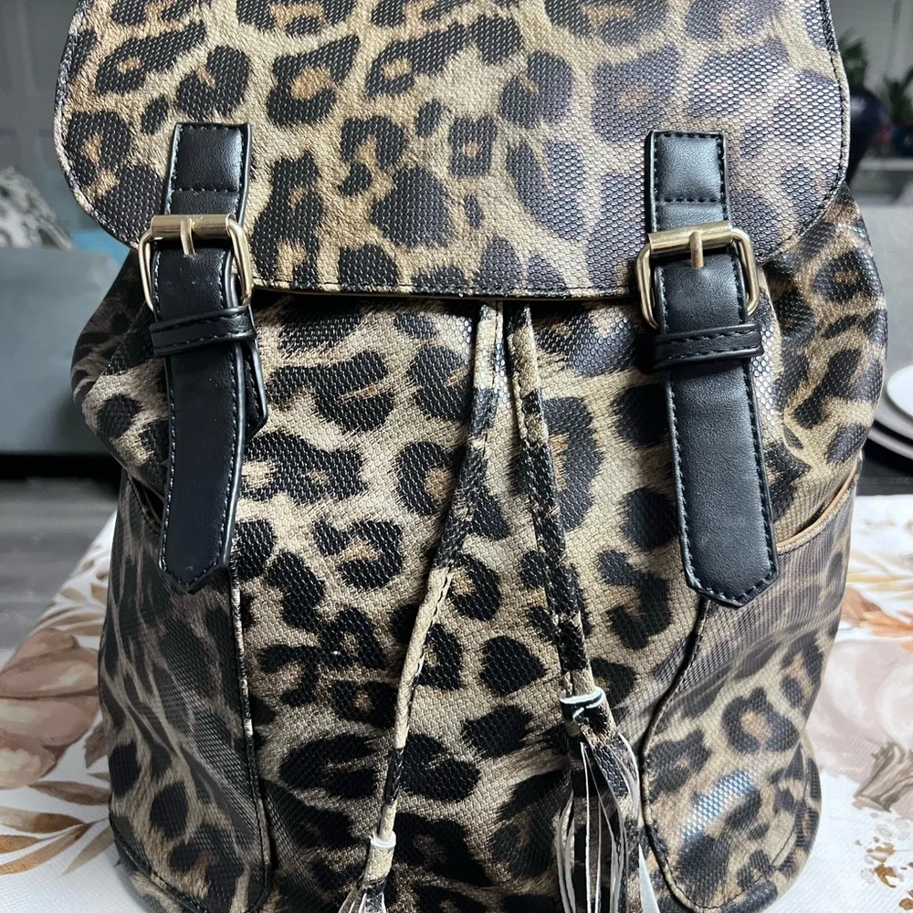Chic Leopard Print Backpack with Black Details
